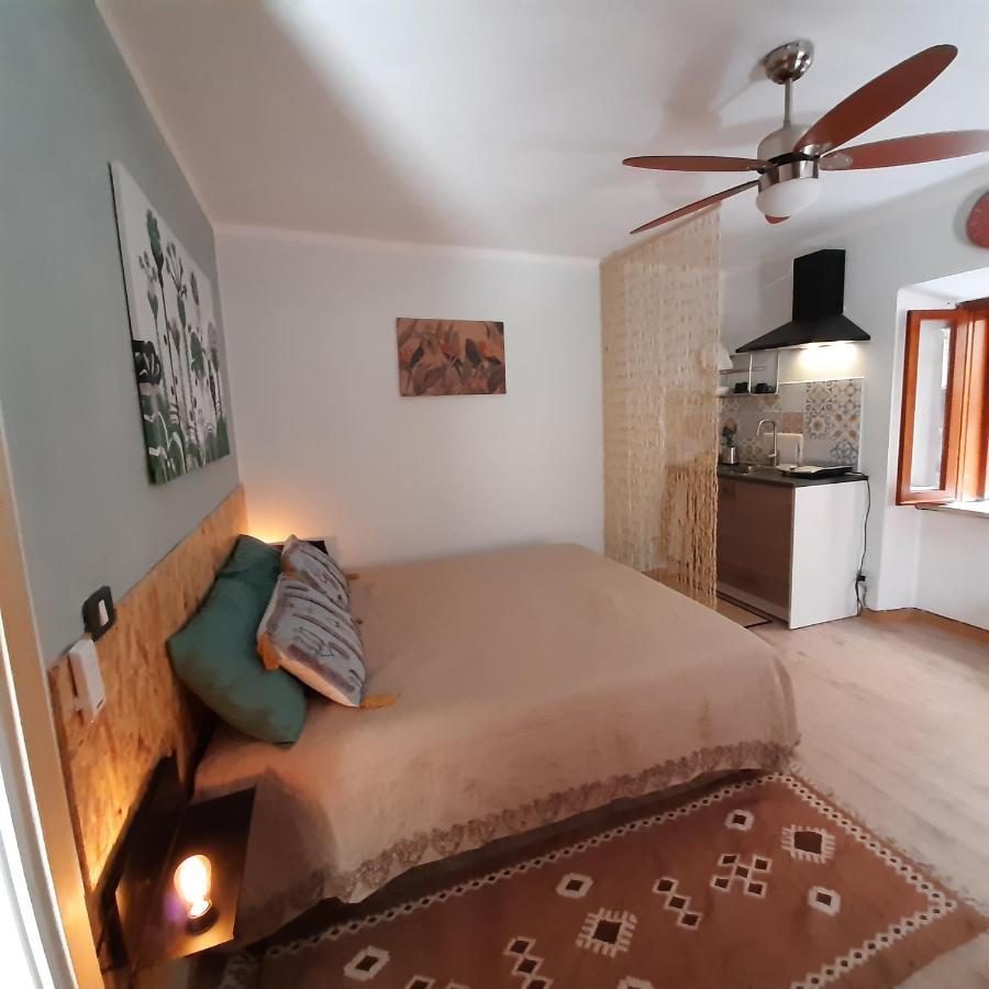 Apartmán A Casa Di Carla Sonnino Exteriér fotografie