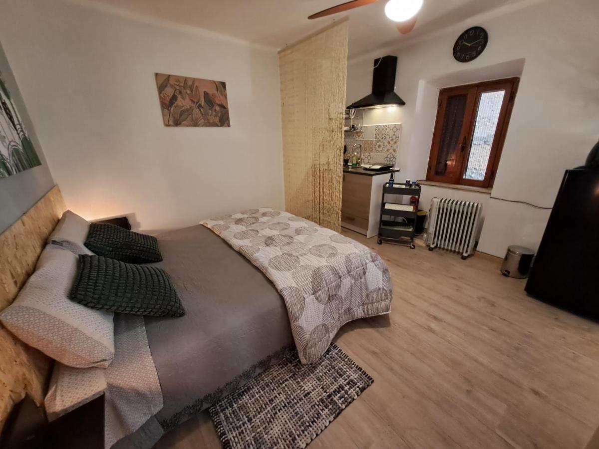 Apartmán A Casa Di Carla Sonnino Exteriér fotografie